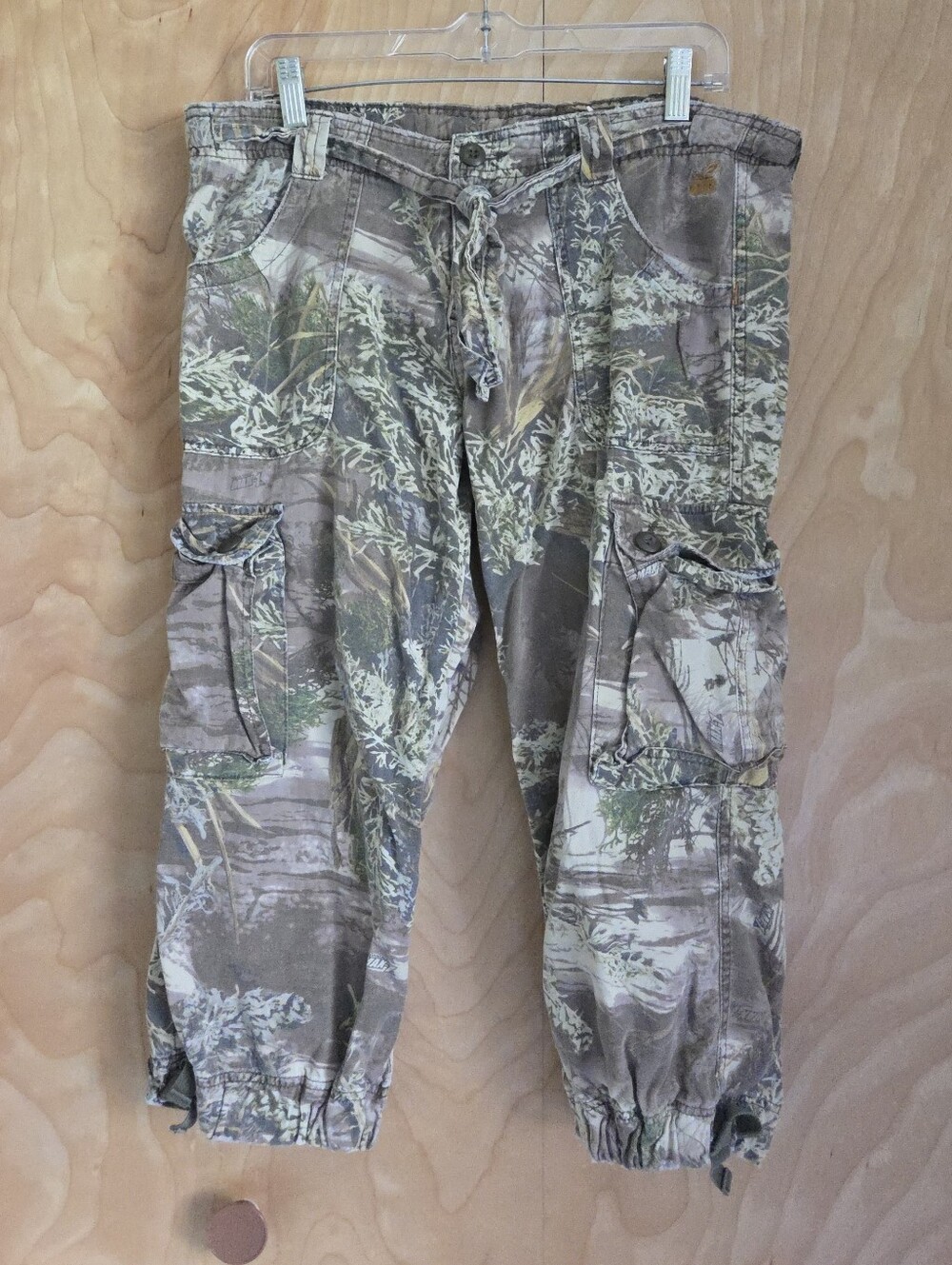 Y2k Realtree Girl Camo Capri Cargo Pants